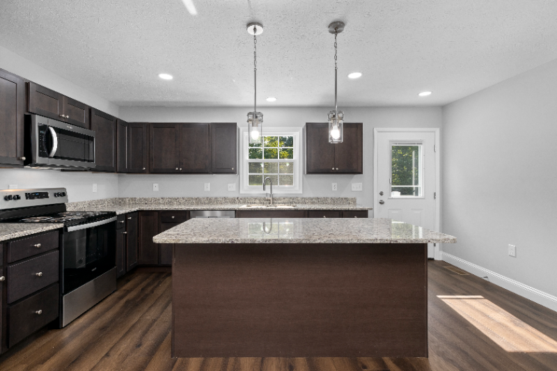 1016 Ivanhoe Ave - Photo 6 of 20