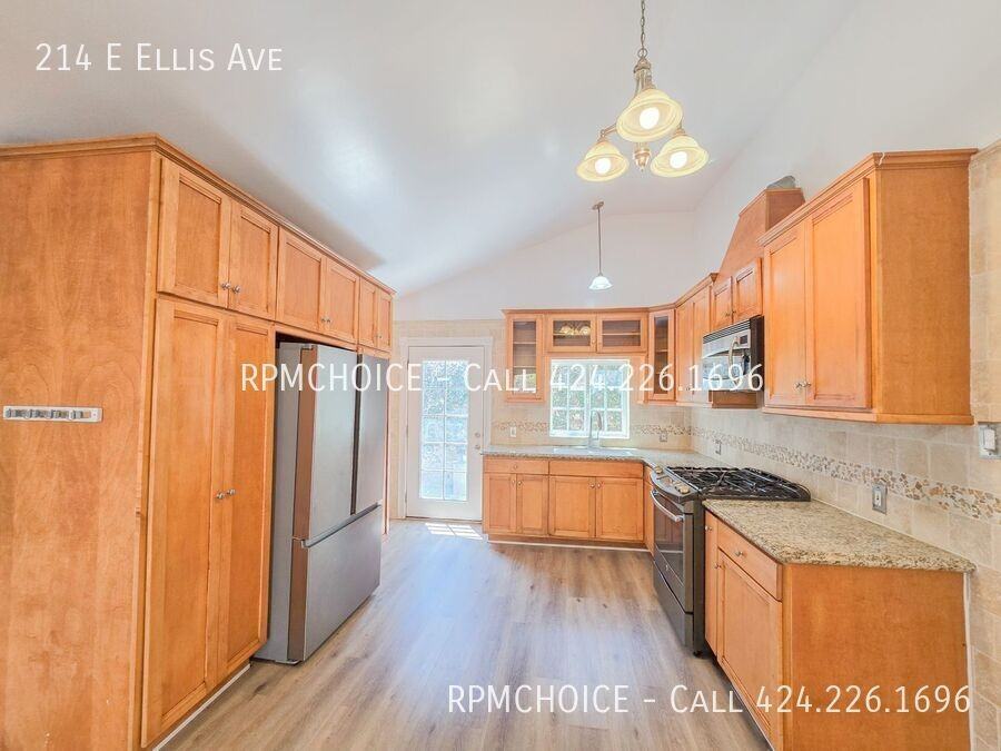 214 E Ellis Ave - Photo 4 of 21