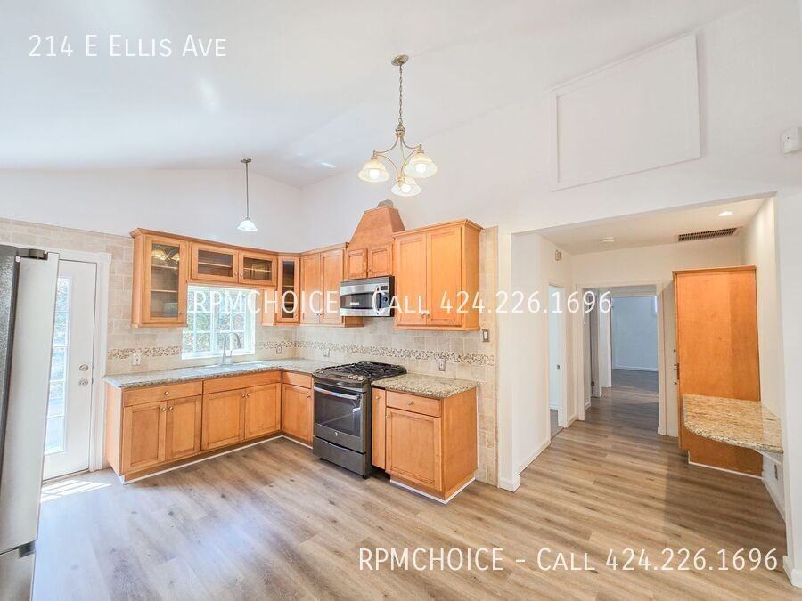 214 E Ellis Ave - Photo 5 of 21