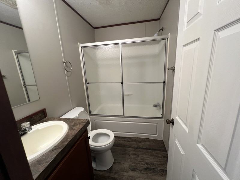 213 Peach St - Photo 4 of 11