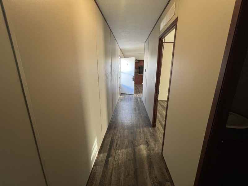 213 Peach St - Photo 5 of 11