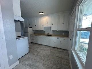 133 N Monroe St #4 - Photo 7 of 17