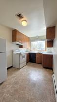 906 8th St S #5 - Photo 1 of 1