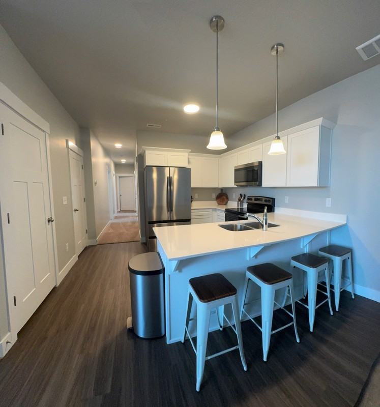 881 N Coulsen Dr #204 - Photo 6 of 18