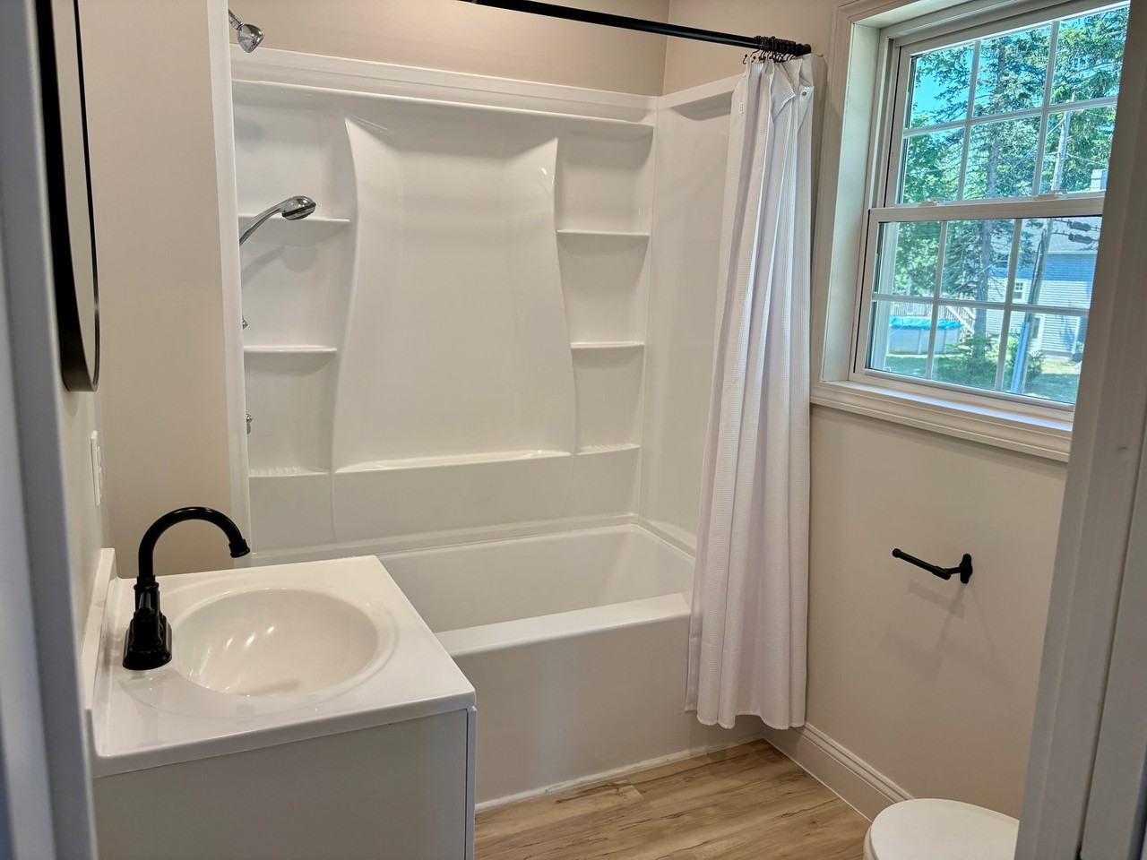 163 Macomber Ave #2 - Photo 5 of 11