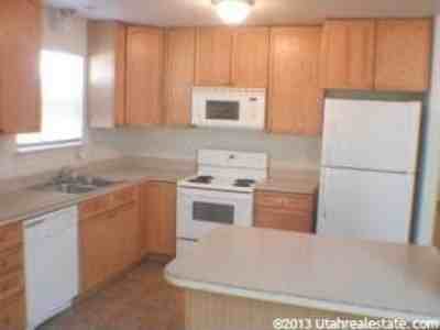 116 4th St - Photo 4 of 6