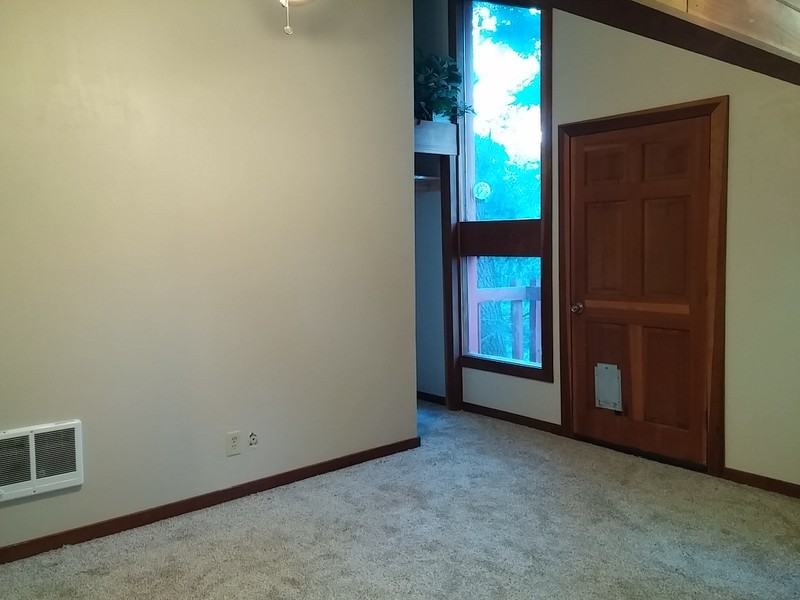 5 Matterhorn Cir #2 - Photo 4 of 7