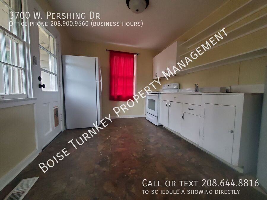 3700 W Pershing Dr - Photo 6 of 45