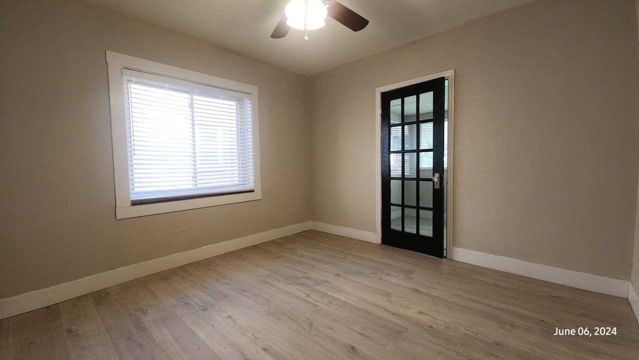 6401 Nottingham Ave #1stFL - Photo 6 of 11