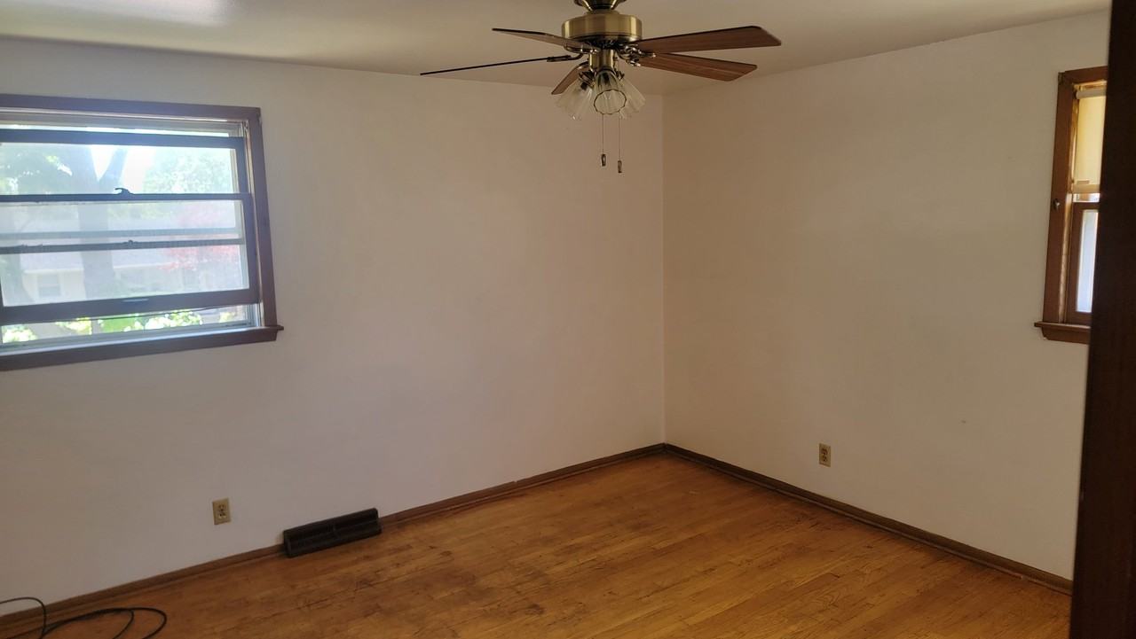 2908 W Carmen Ave #2914 - Photo 4 of 4