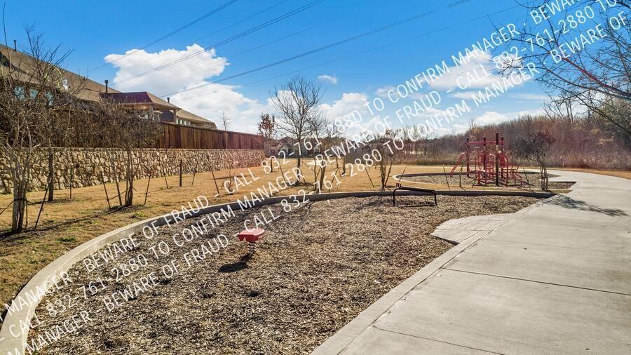 5318 Archway Dr - Photo 6 of 25