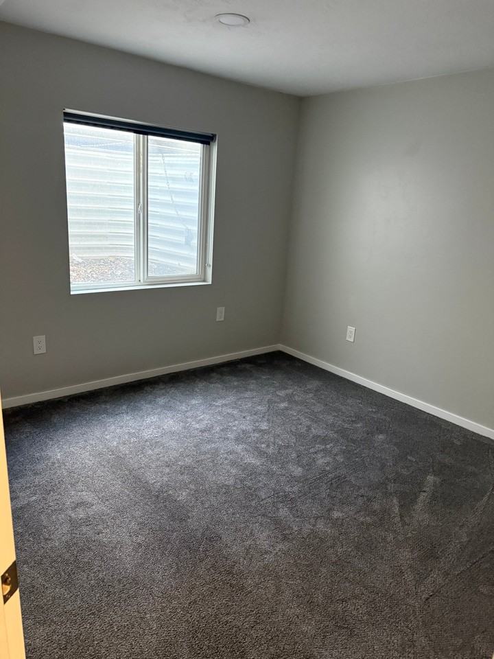 932 W Freedom Point Way #1 - Photo 6 of 7