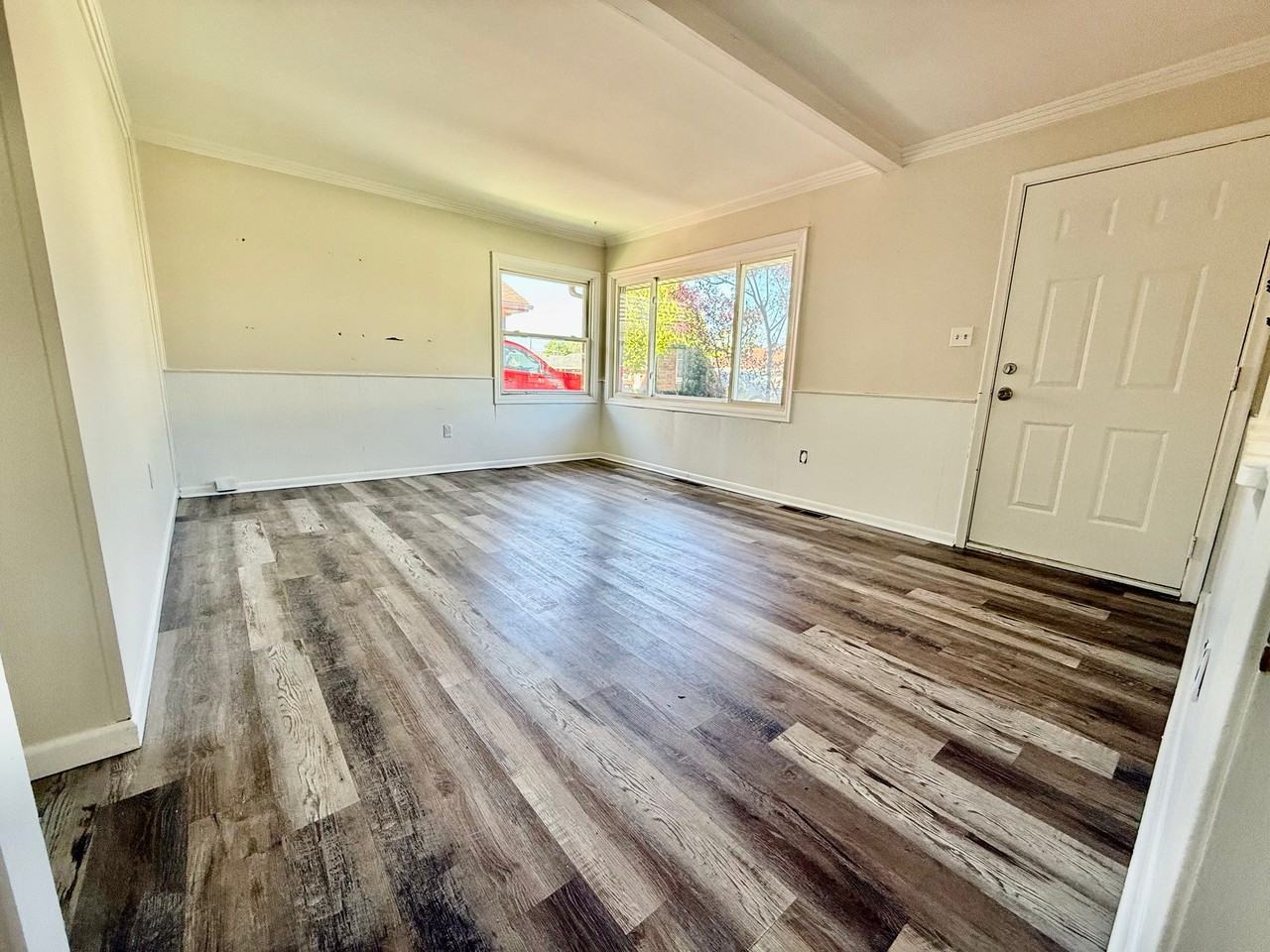 18552 Hamann St - Photo 2 of 11