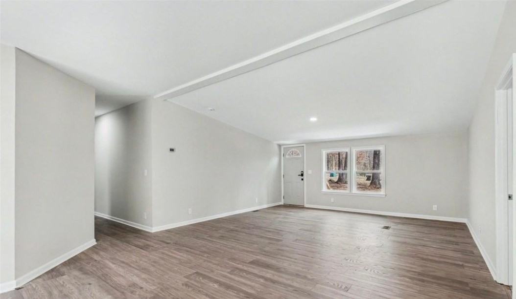 5050 Park Creek Dr #1 - Photo 4 of 15