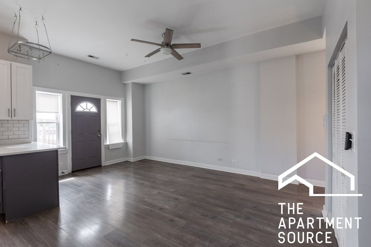 3216 W Augusta Blvd #3 - Photo 5 of 18