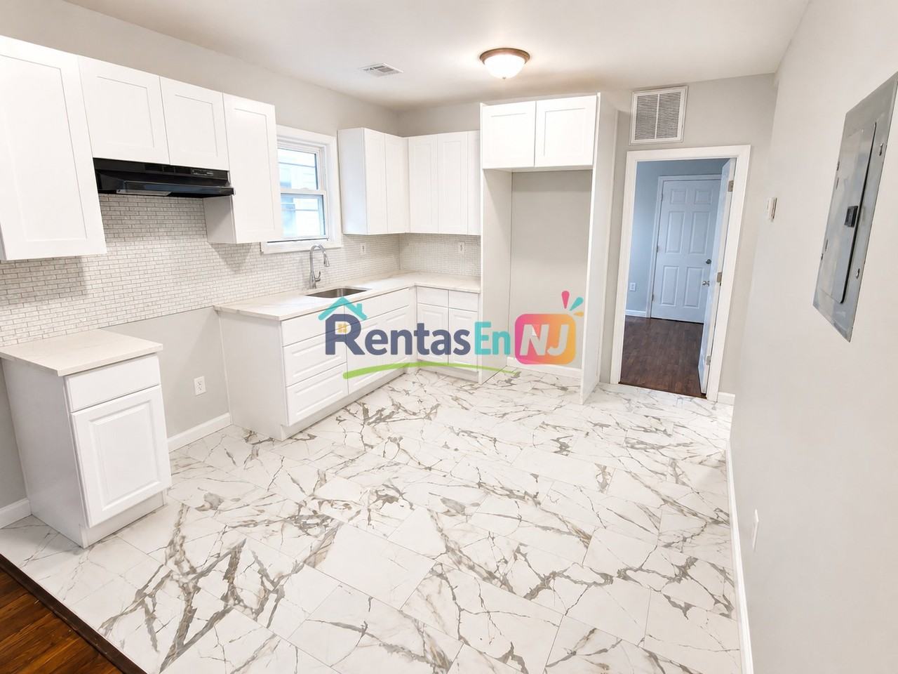 508 Norwood St #2 - Photo 2 of 9