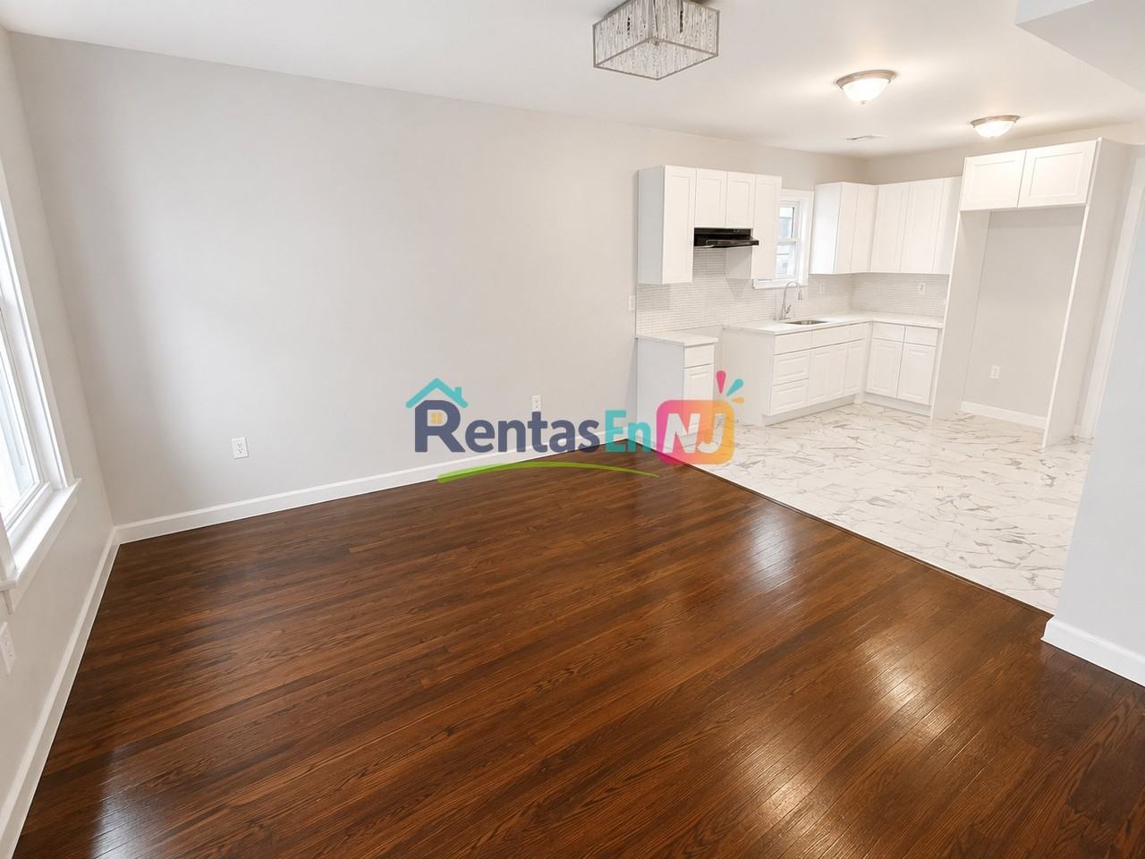 508 Norwood St #2 - Photo 5 of 9