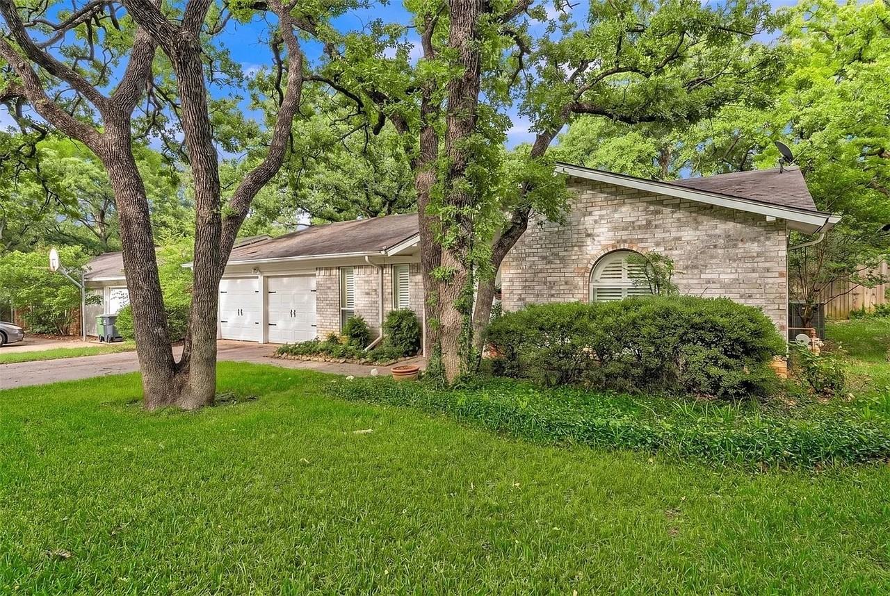 2908 Nancy Cir - Photo 3 of 13