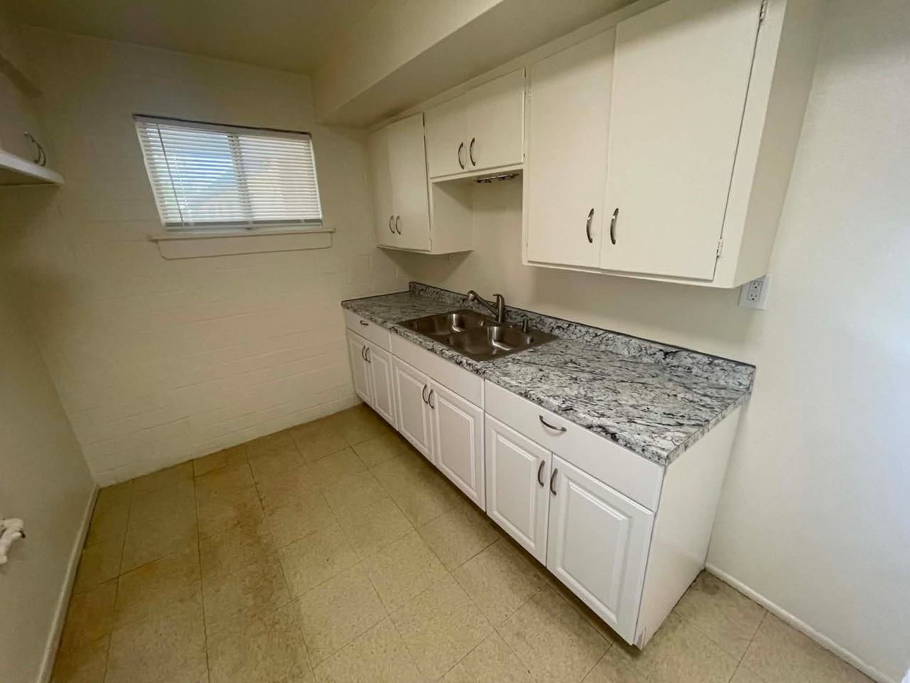 16 E King Rd #16EKING - Photo 4 of 10