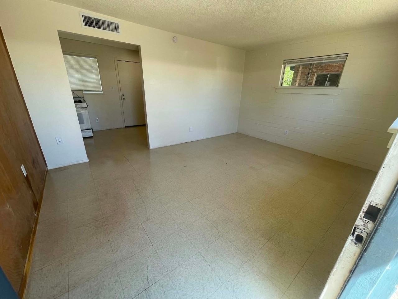 16 E King Rd #16EKING - Photo 5 of 10