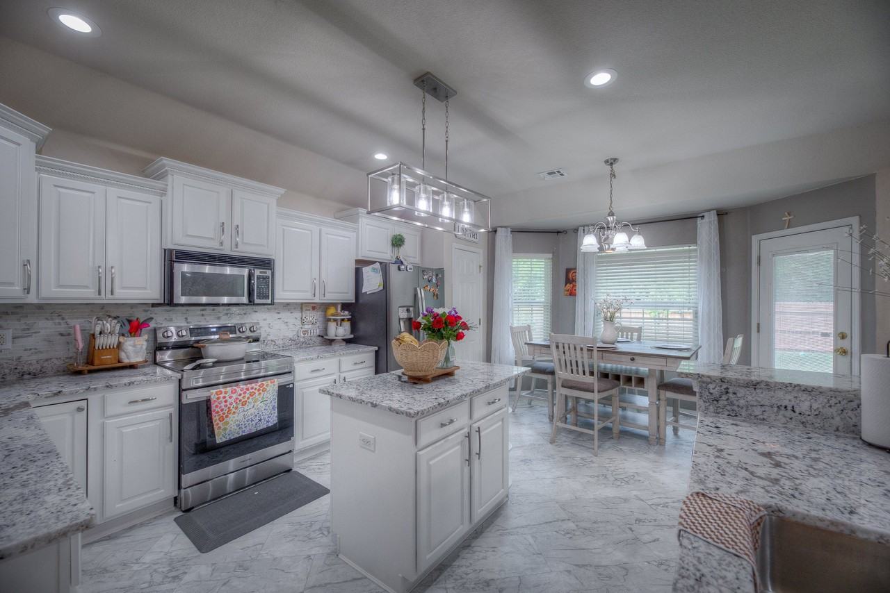 4808 S 194th East Ave - Photo 6 of 10