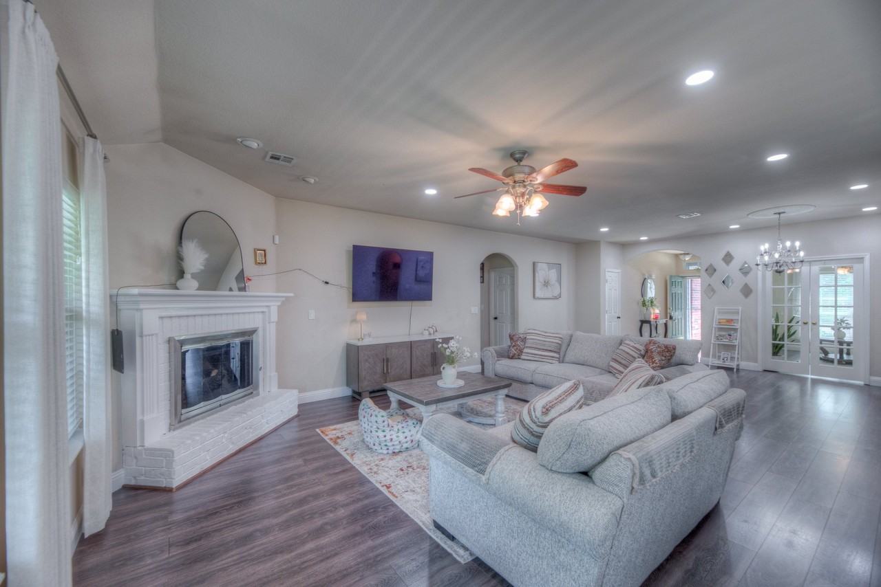 4808 S 194th East Ave - Photo 7 of 10