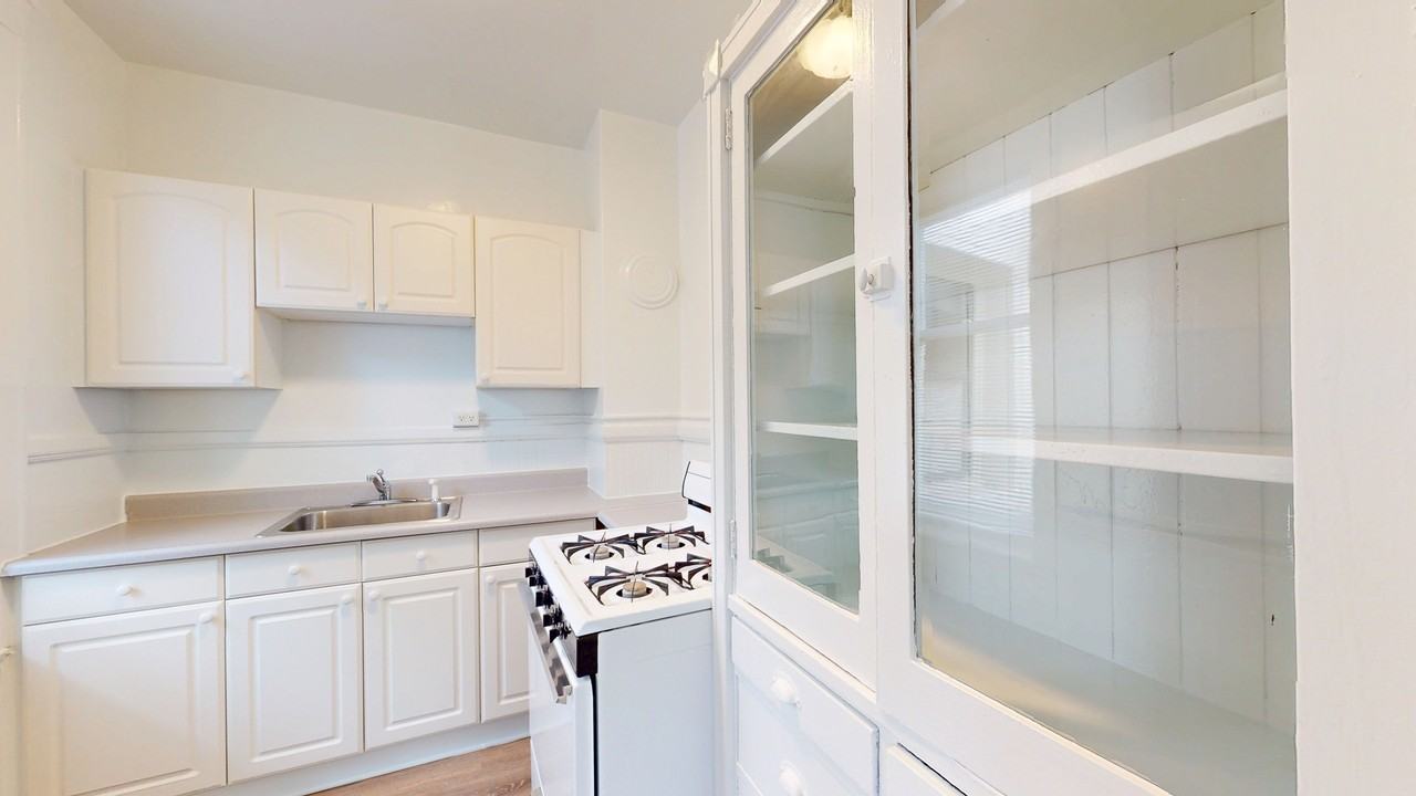 154 Franklin St #206 - Photo 6 of 15