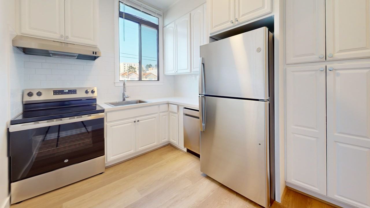 8045 Geary Blvd #102 - Photo 5 of 24