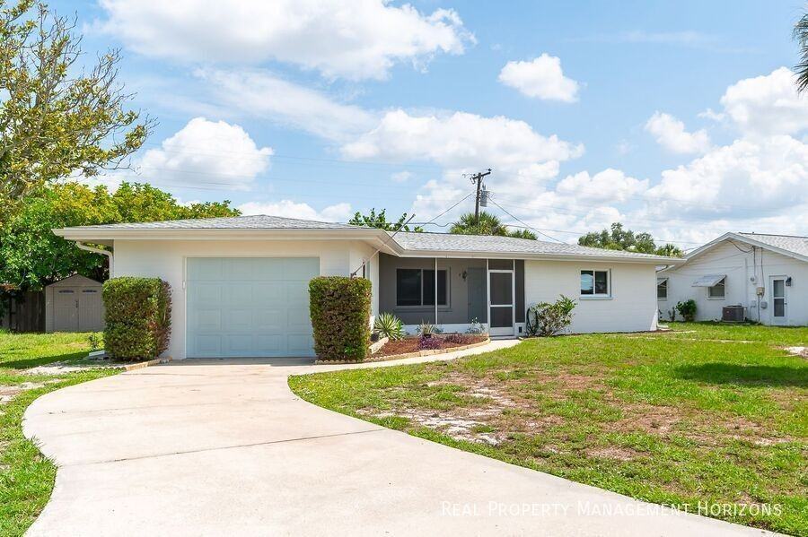535 Oxford Dr - Photo 2 of 26