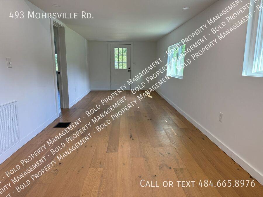 493 Mohrsville Rd - Photo 6 of 18