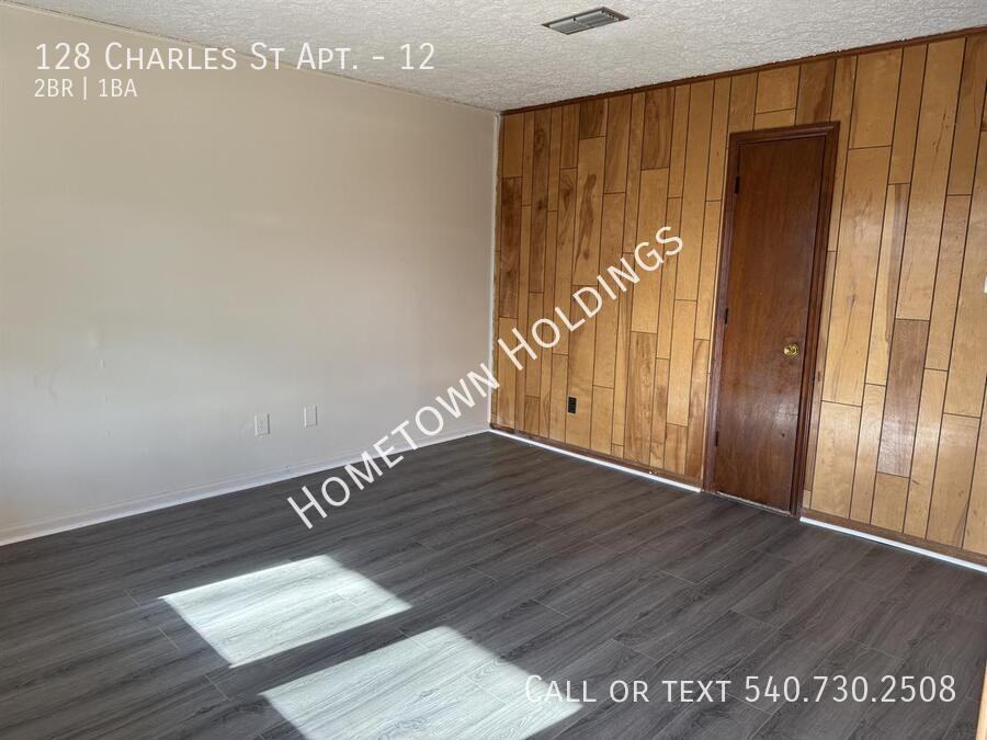 128 Charles St #12 - Photo 3 of 8