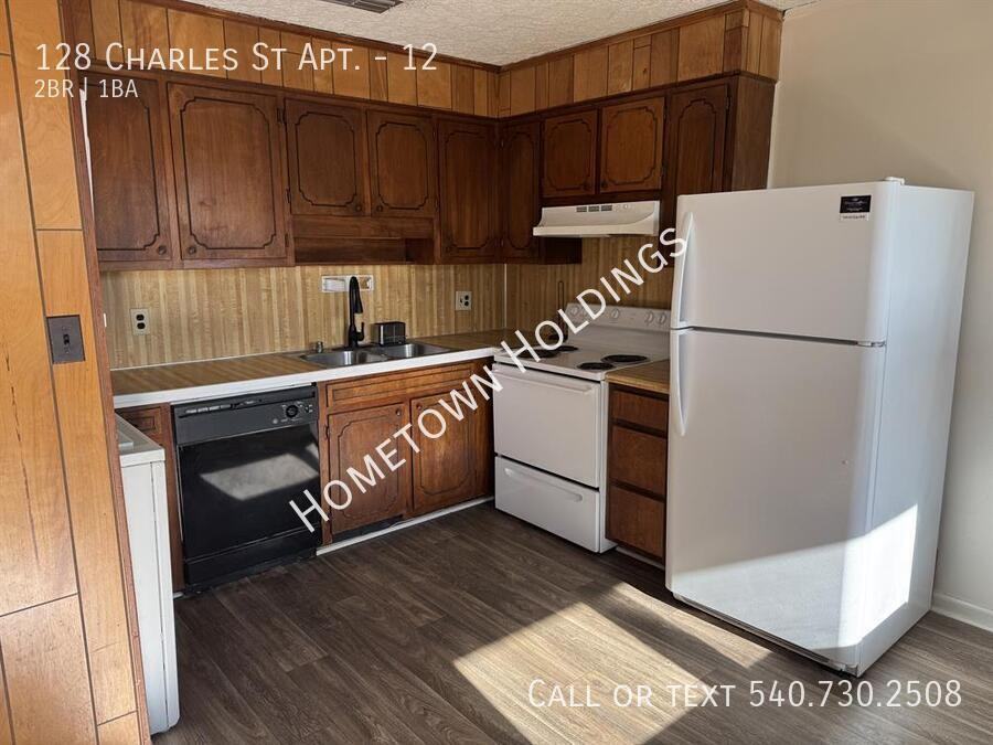 128 Charles St #12 - Photo 4 of 8