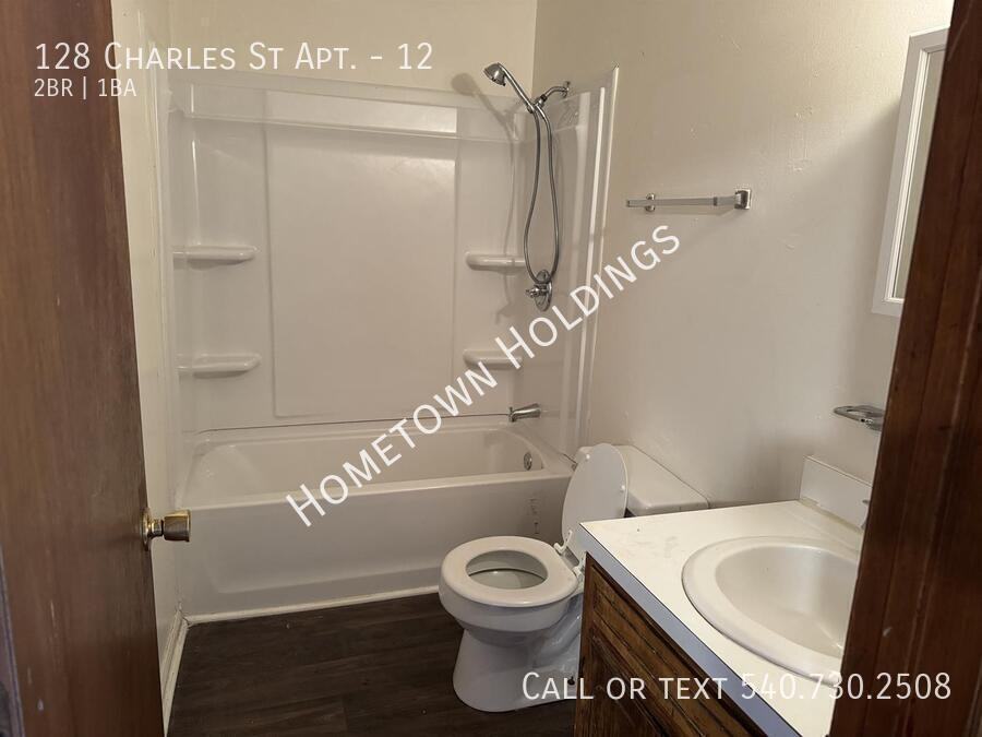 128 Charles St #12 - Photo 5 of 8