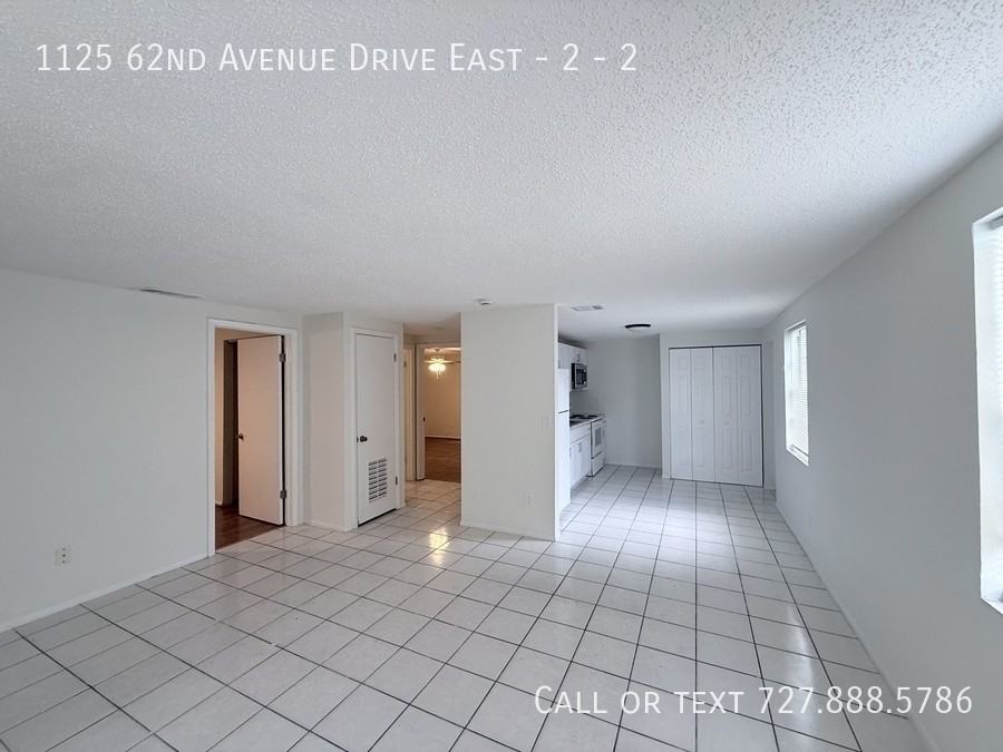 1125 62nd Avenue Dr E #2 - Photo 5 of 37