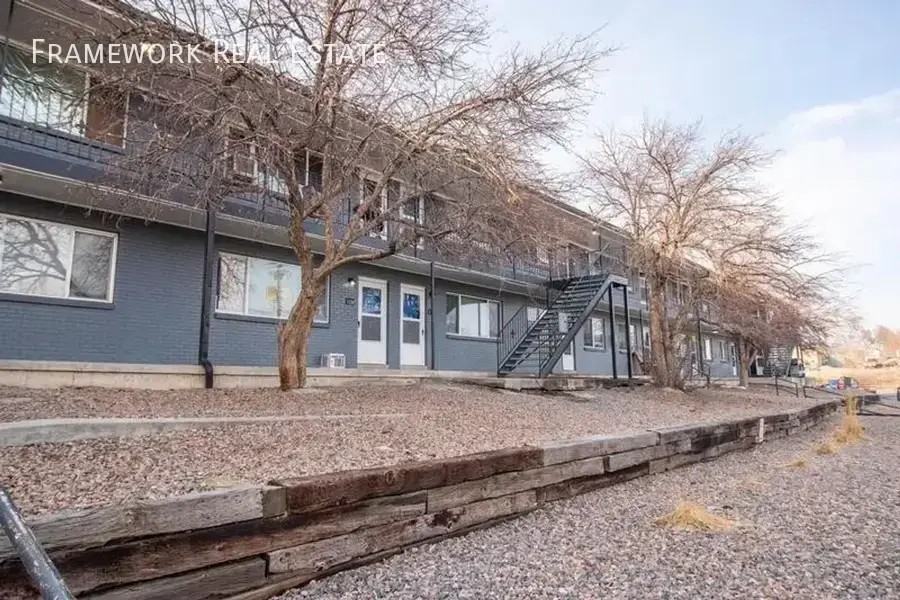 5275 W 1st Ave #107 - Photo 4 of 11