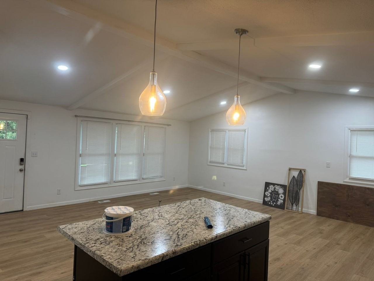 2504 Andy Dr - Photo 3 of 7