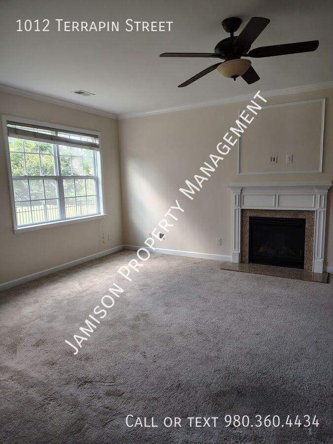 1012 Terrapin St - Photo 6 of 12