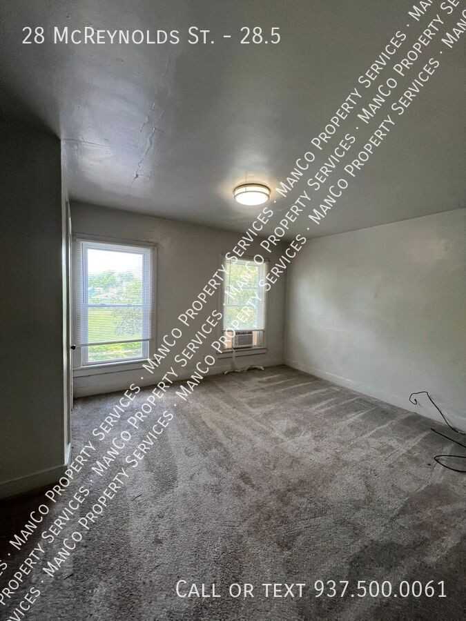 28 Mcreynolds St #28-5 - Photo 2 of 5