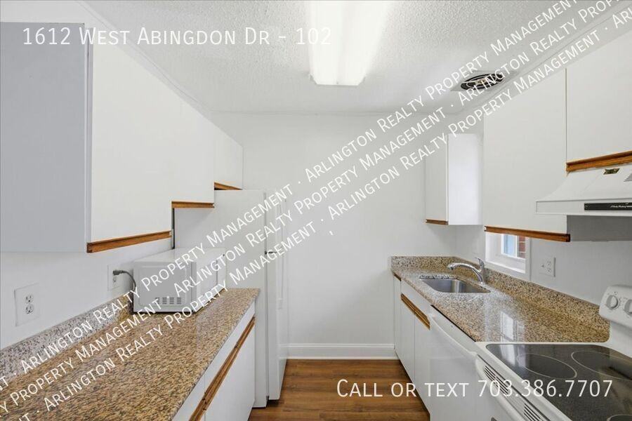 1612 W Abingdon Dr #102 - Photo 6 of 16