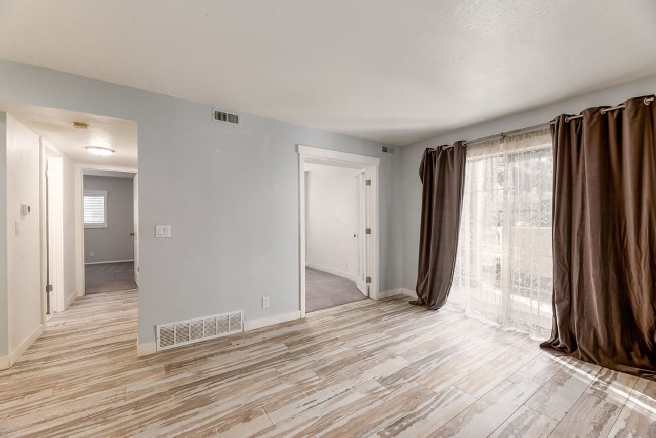 1196 E Waterside Cv #12 - Photo 4 of 15
