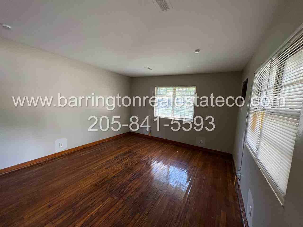 25 68th St S - Photo 2 of 5