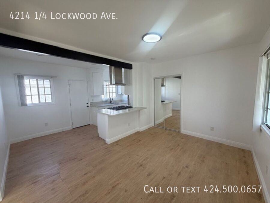 4214 1/4 Lockwood Ave - Photo 3 of 15