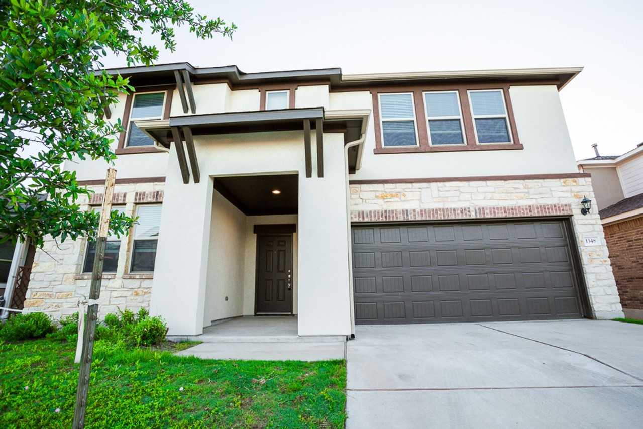1348 Eagle Ray St - Photo 3 of 37