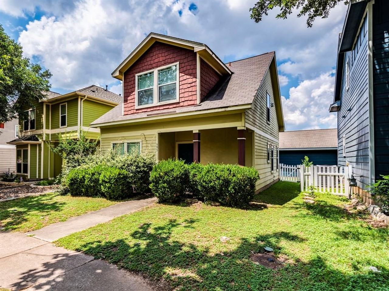 595 Mcgarity - Photo 4 of 25