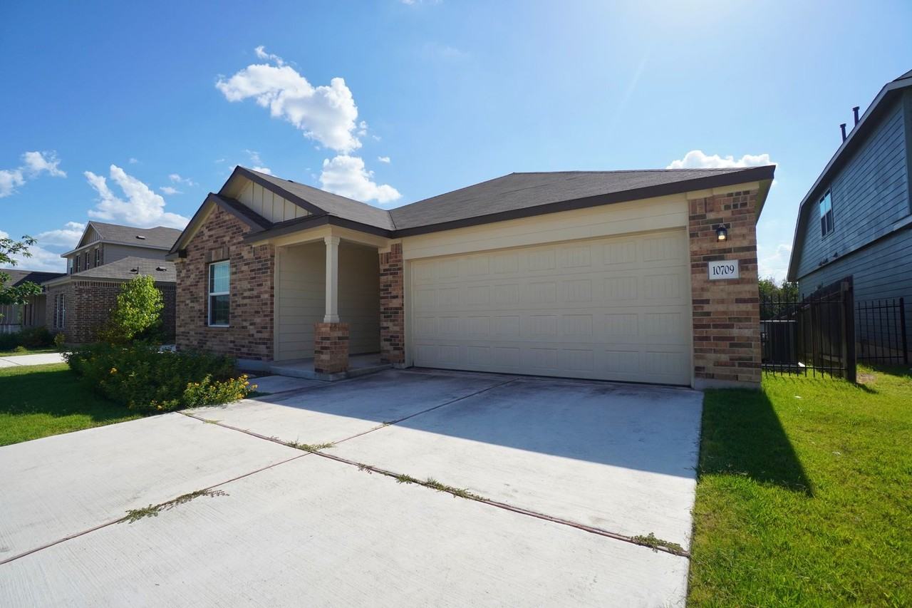 10709 Steinbeck Dr - Photo 2 of 37