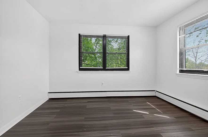 1360 Edgewood Ave #1360B - Photo 5 of 12