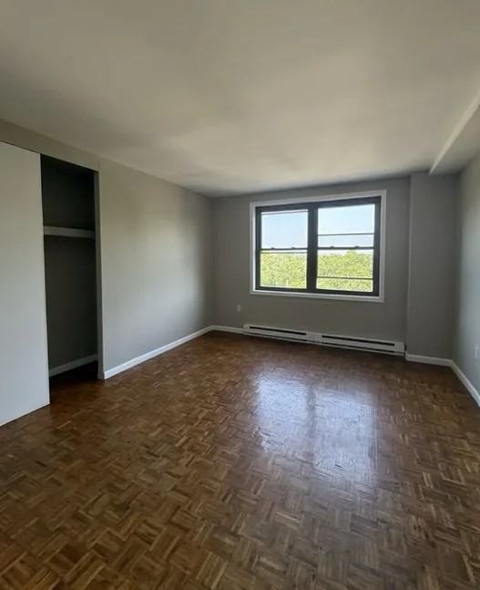 1112 Riverside Ave #4G - Photo 4 of 10