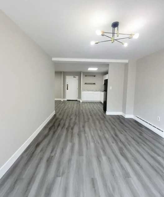 1112 Riverside Ave #4G - Photo 7 of 10