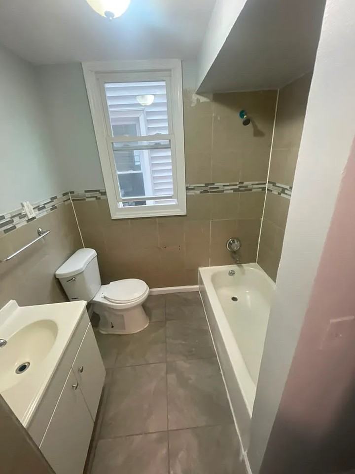 380 Sanford Ave #1 - Photo 6 of 7