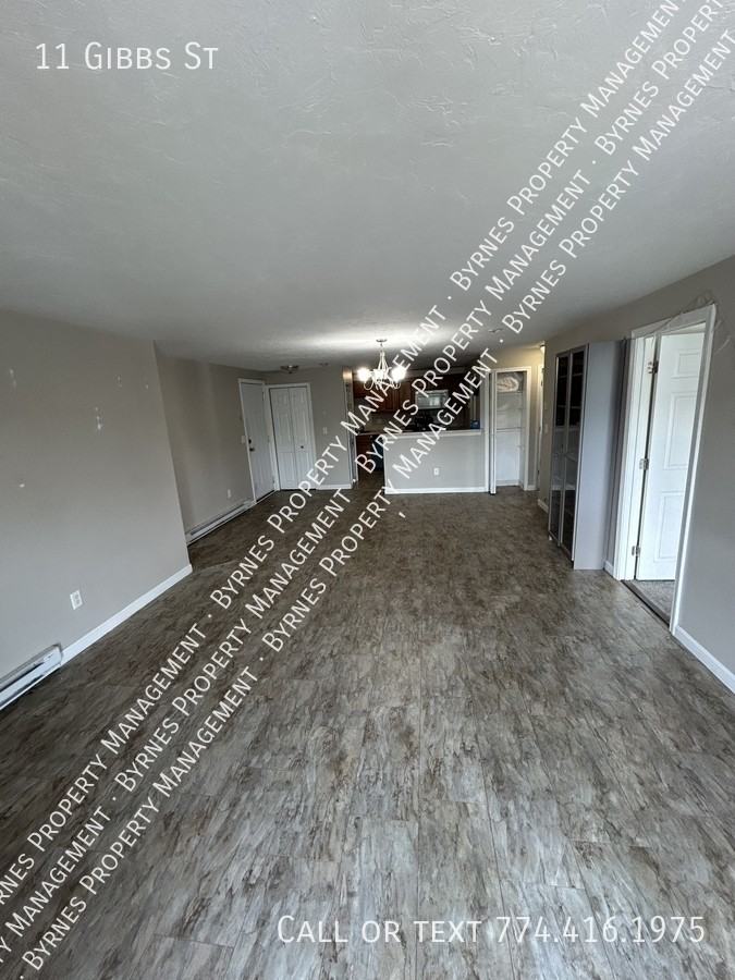 11 Gibbs St - Photo 3 of 11